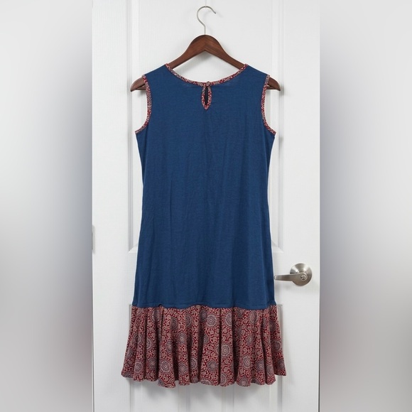Linen and cotton Sleeveless Shift Dress - Picture 2 of 2